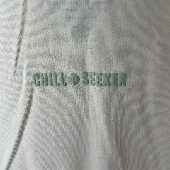 Athleta Girl Supima Oversized Graphic top - Picture 9 of 9